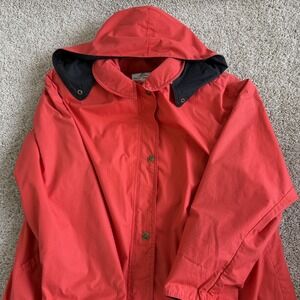 Misty Harbor Coat Womens M Red Polycotton Hooded Snap Front Lined Insulated